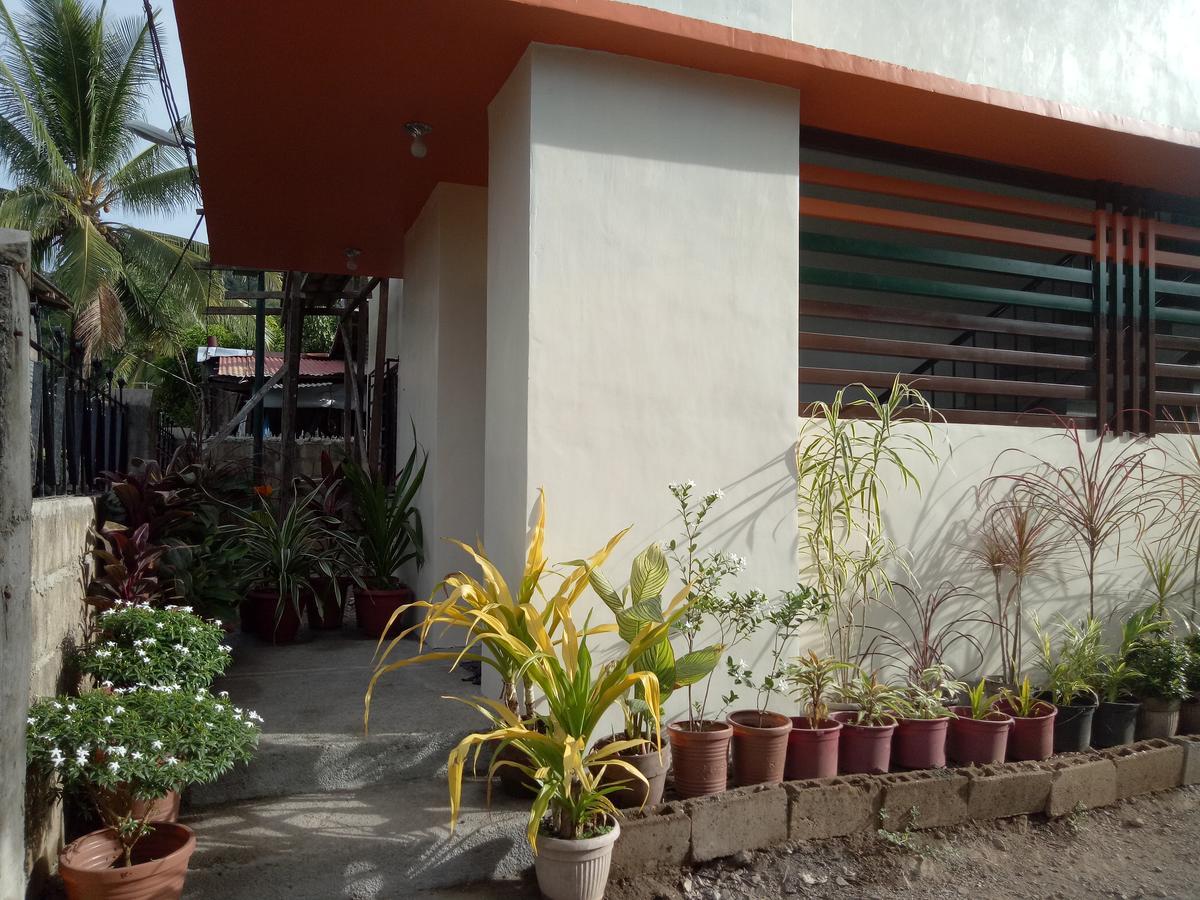 Jmp Hostel Coron Exterior photo