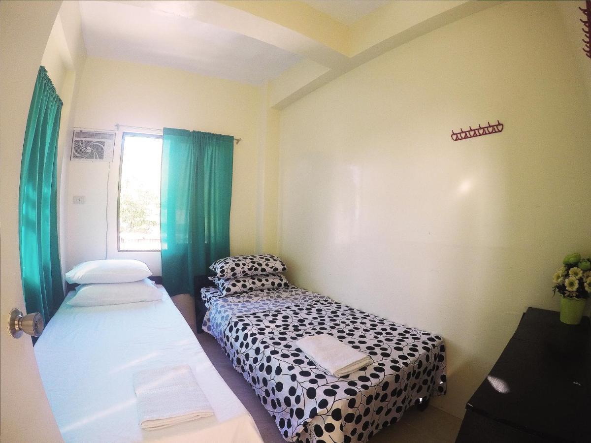 Jmp Hostel Coron Exterior photo